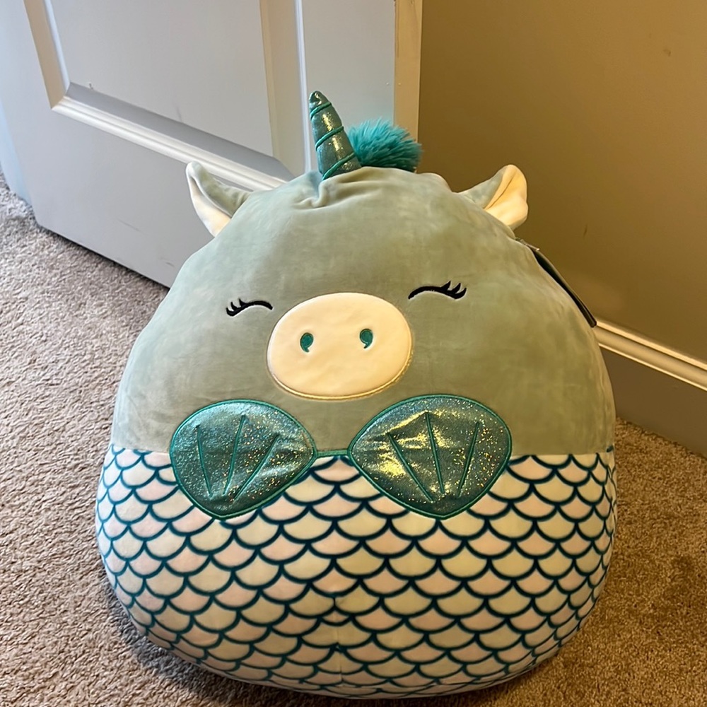 Cornella mermaid Squishmallows